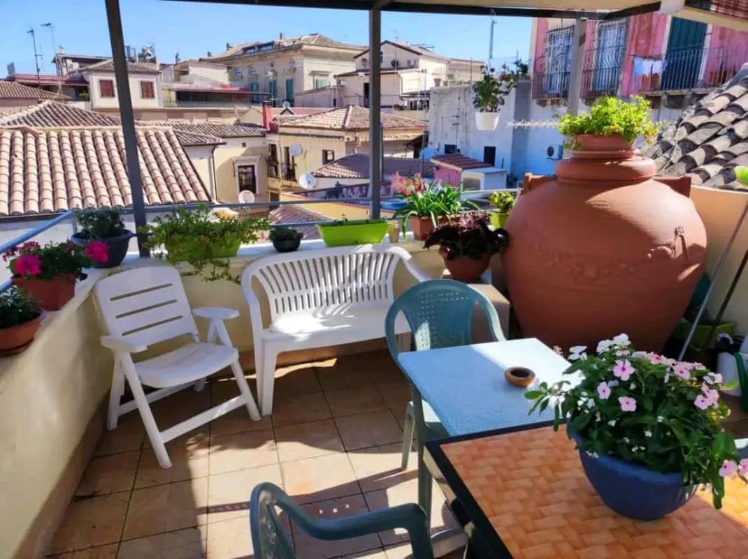 Casa Zeusi Villa Crotone Exterior photo